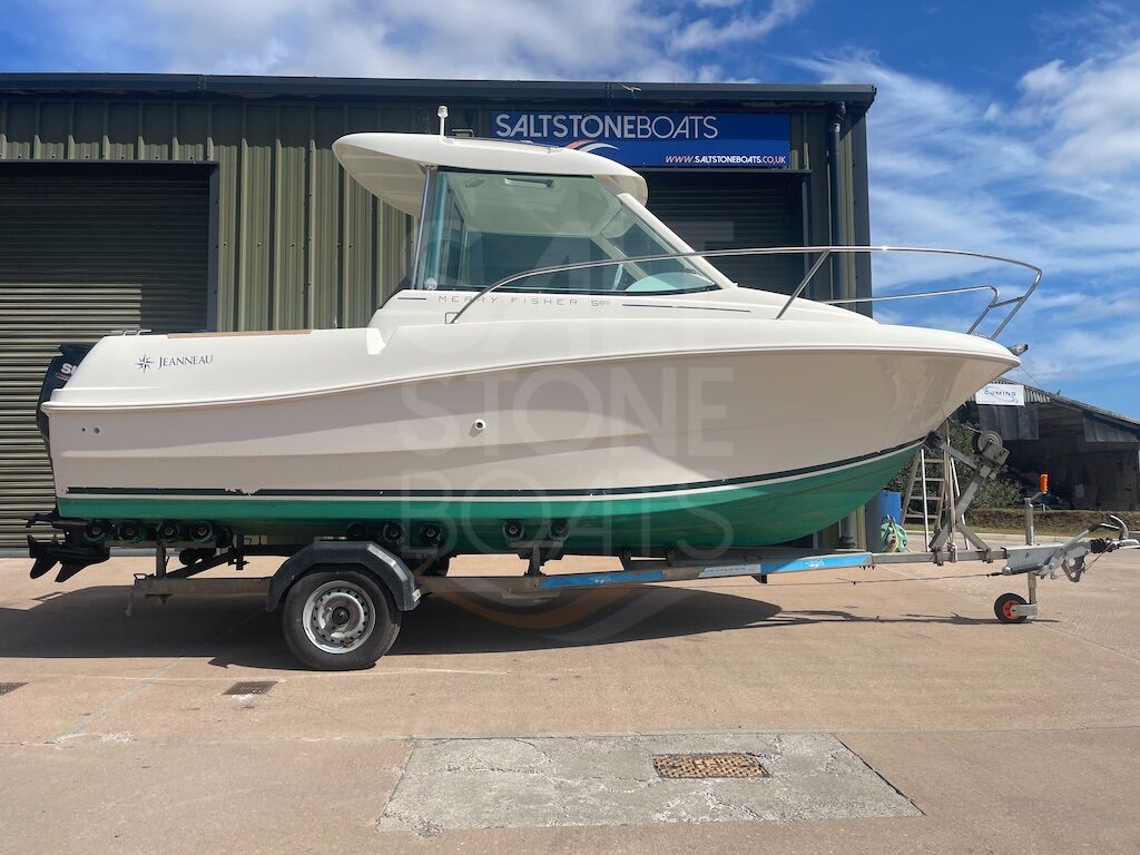 Jeanneau Merry Fisher 585 Cruising Fishing Boat Suzuki 100 hp 4 Stroke Outboard De Graf Trailer